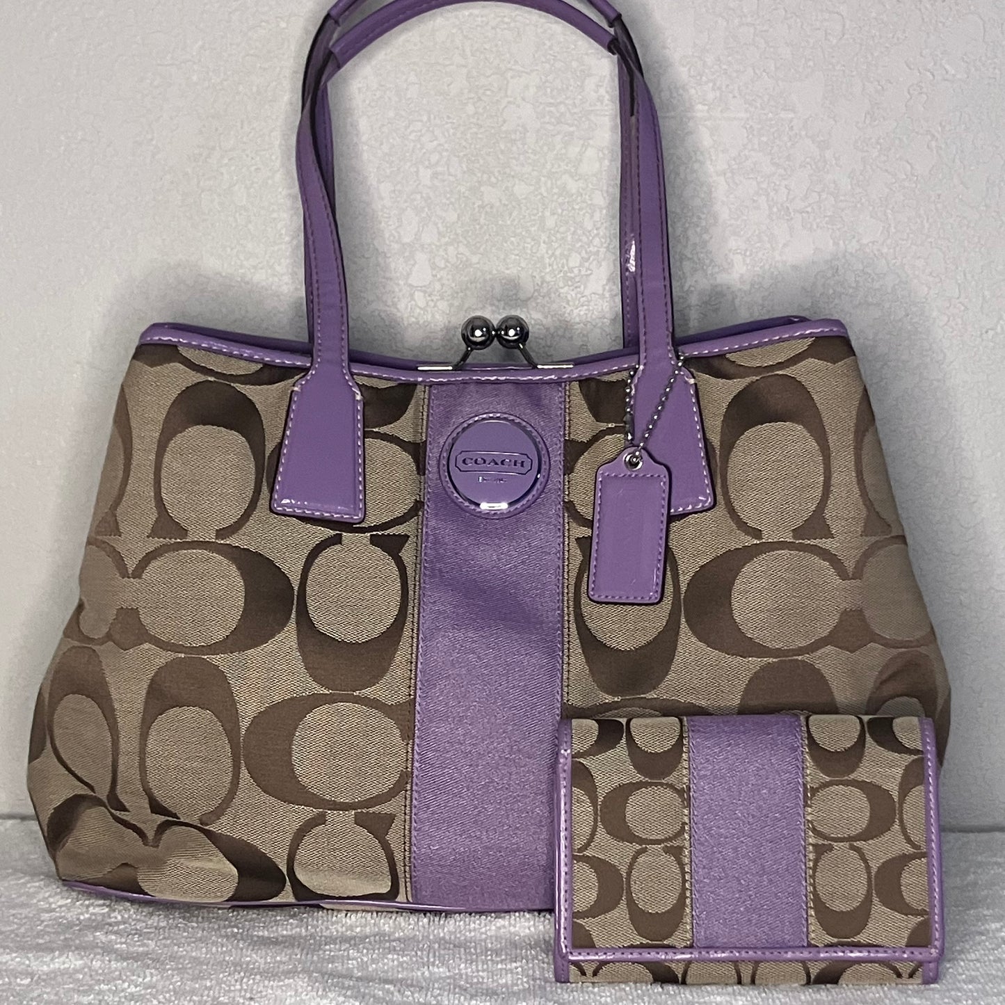 Coach Kiss lock Purple Brown Signature with Matching Wallet