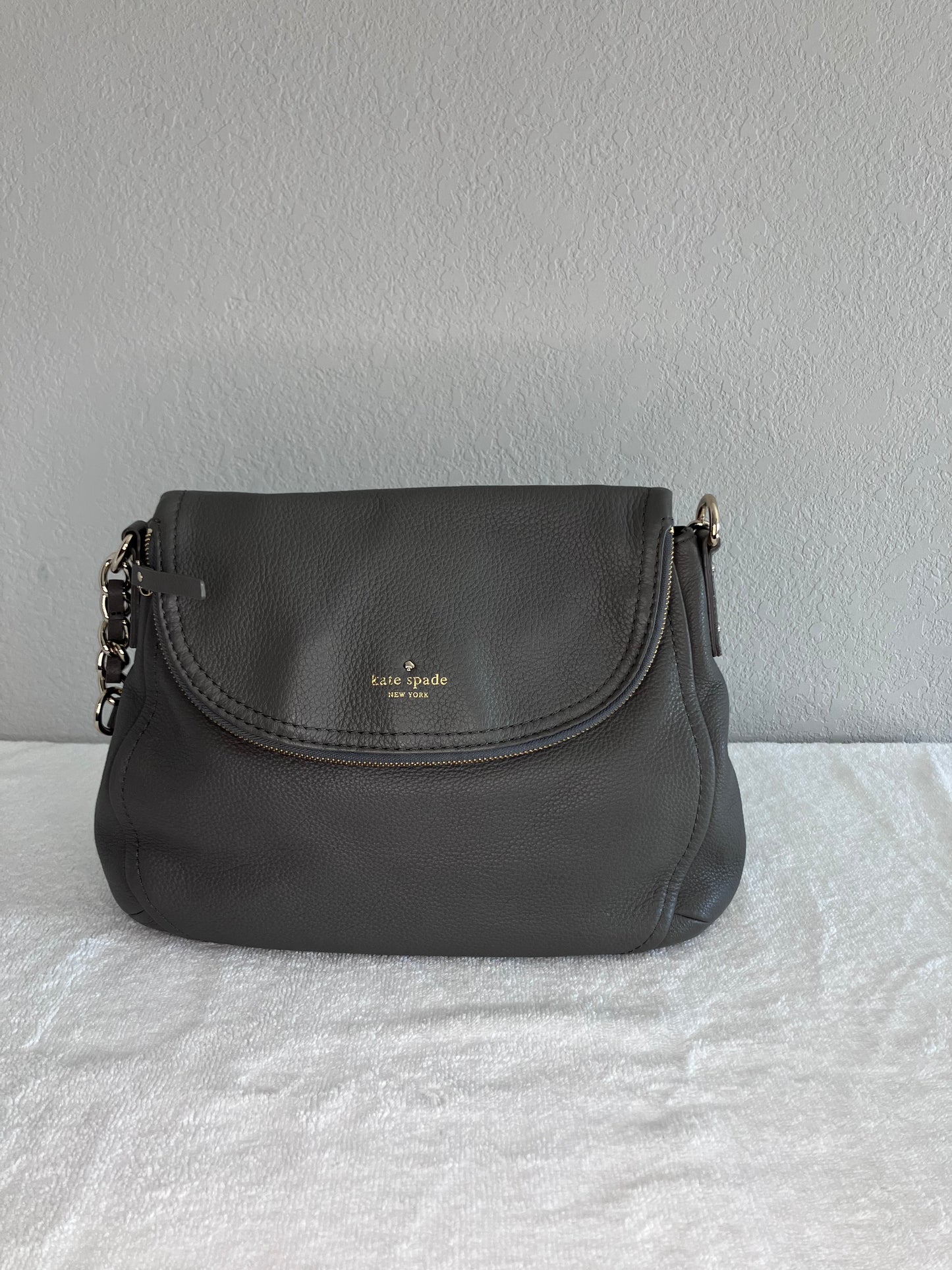 Kate Spade Cobble Hill Penny Shoulder Bag in Pebbled Leather.